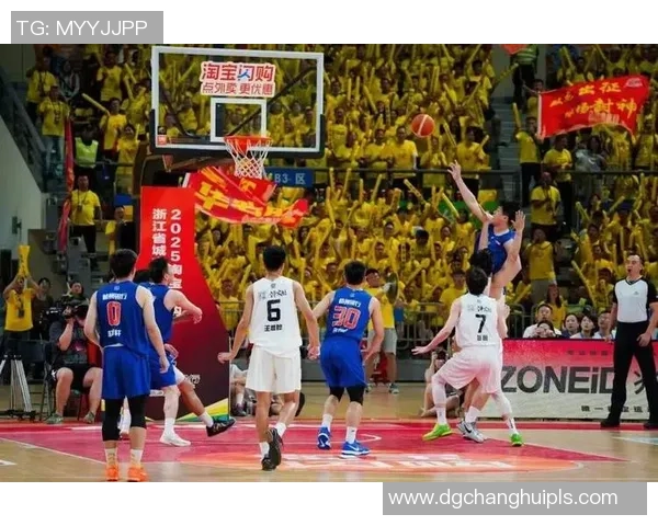 杭州篮球队以87分领跑挑战赛积分榜展现强劲实力